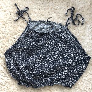 Brandy Melville loose crop top